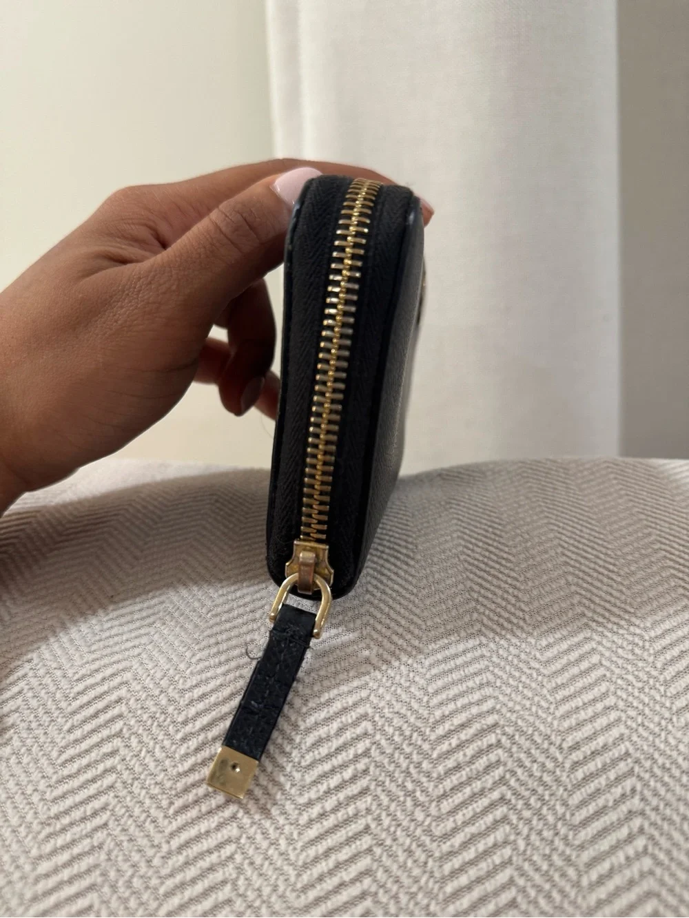 Dior 30 Montaigne Voyageur long wallet black authentic
